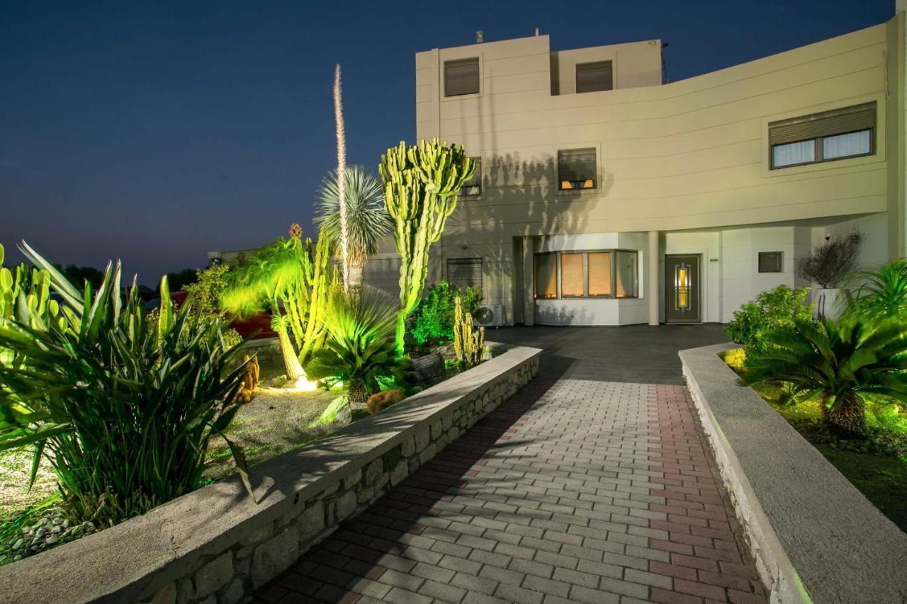 Des & Coo Luxury Villa With Private Pool Faliráki Kültér fotó